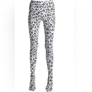 🔥Balenciaga logo printed tights/ leggings. Size Small🔥
